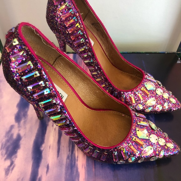 Steve Madden Shoes - Steve Madden Jeweled Heels size 8